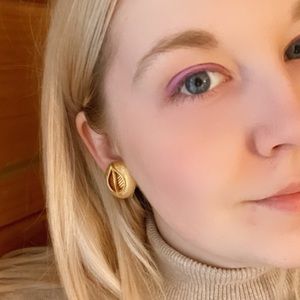 Vintage Clip On Earrings Gold Round with Leaf Design